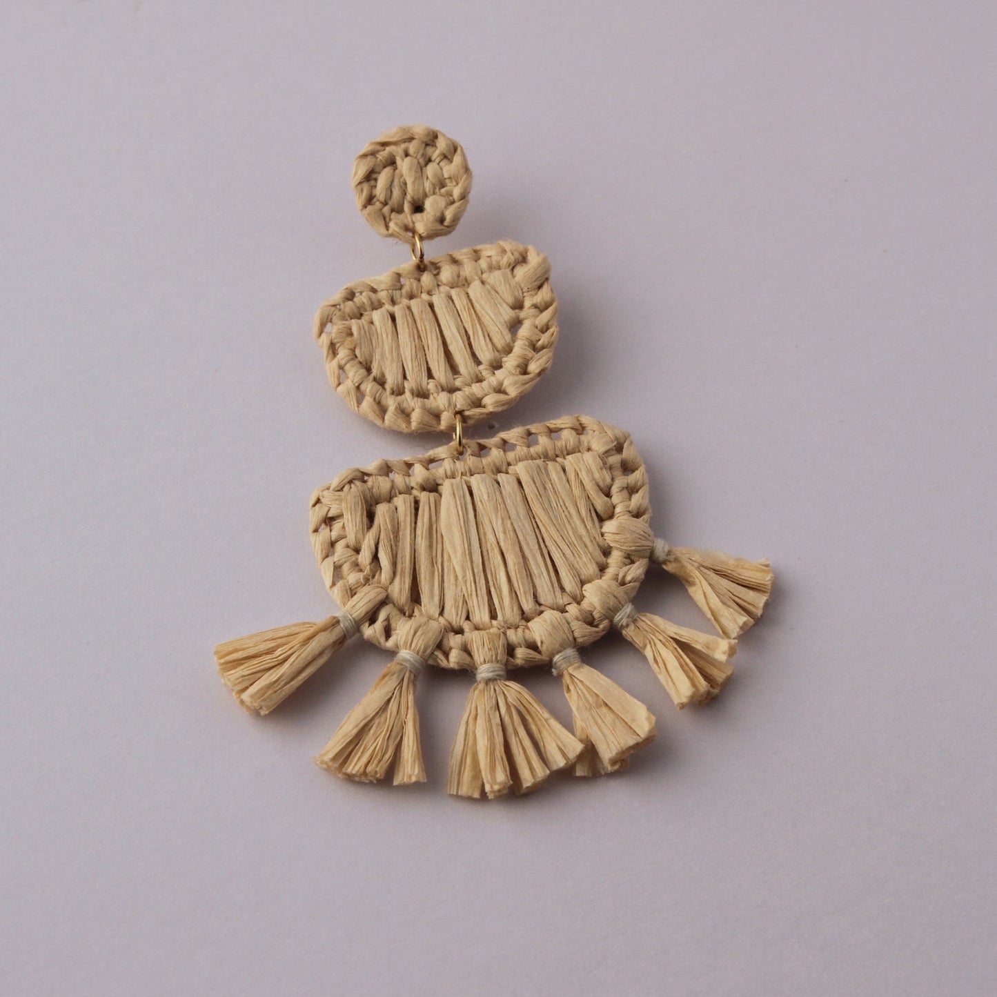 Raffia Fringed Shape