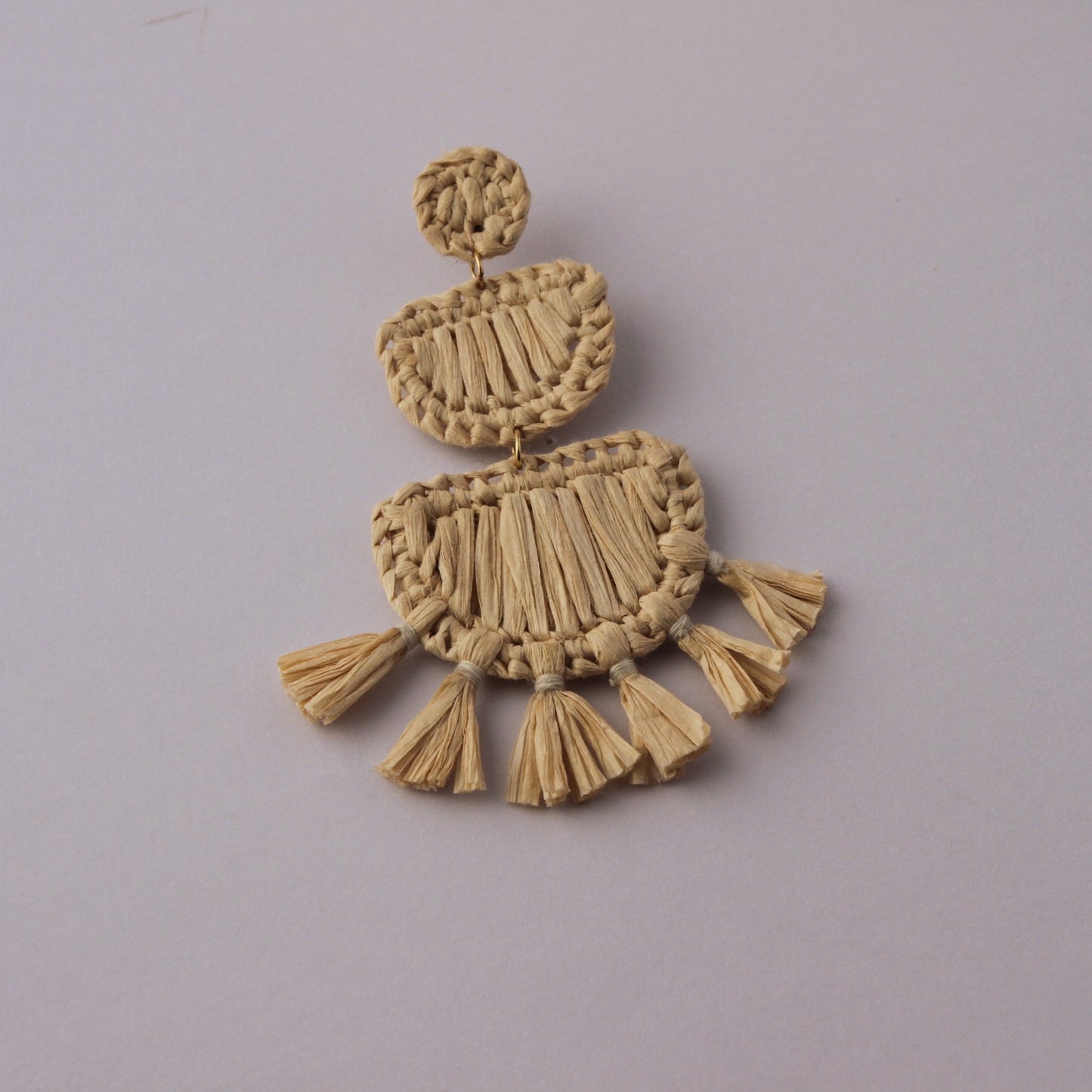 Raffia Fringed Shape