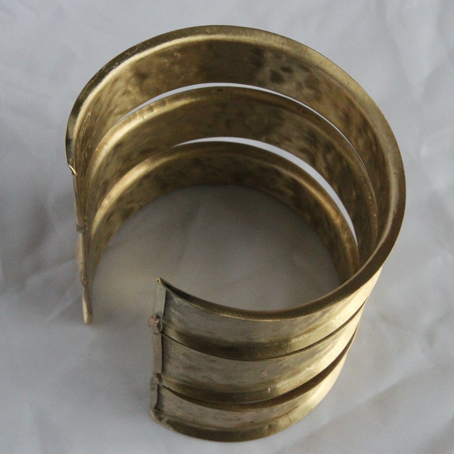Linear Cuff